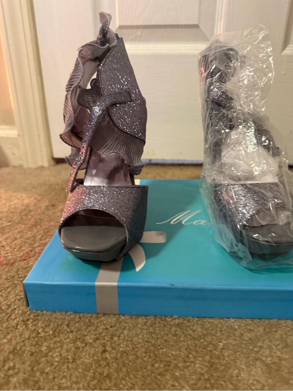 Glitter Ruffle Open-Toe High Heel Sandals - Silver